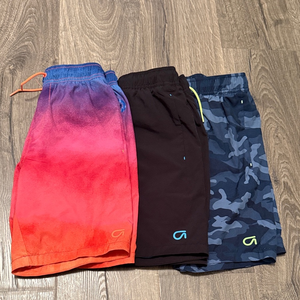 GAP Kids Shorts - Red, Black, Blue Camo